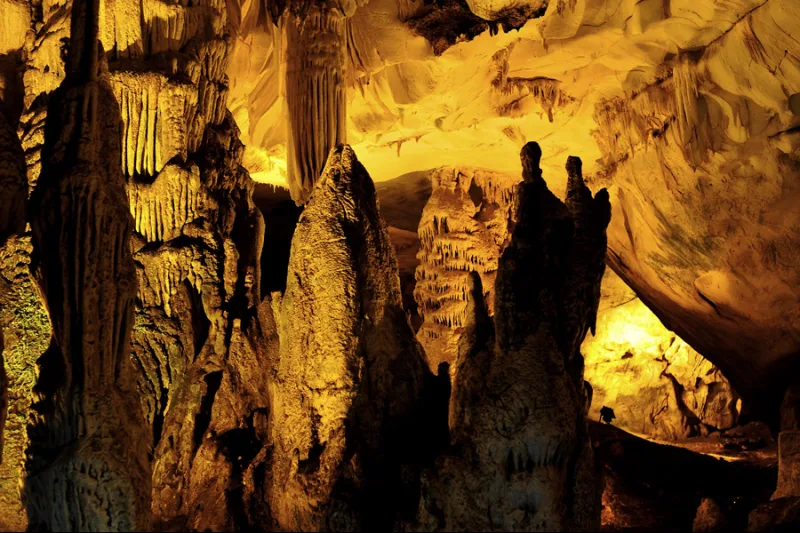 Dupnitsa (Dupnisa Cave) — a cave in Strandzha, Turkey