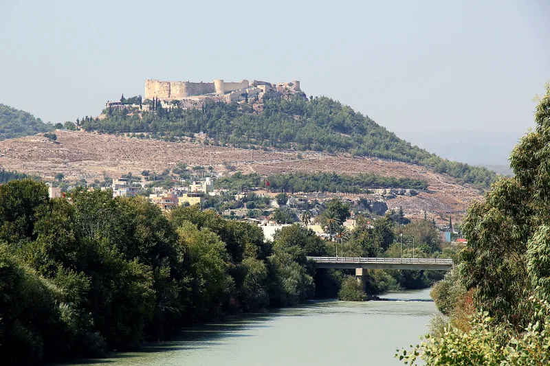 De vesting van Mardin (Mardin Kalesi) — Een adelaarsnest boven Mesopotamië