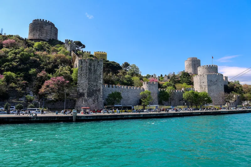 Rumeli Hisar — Mehmed II’s fortress on the Bosphorus in Istanbul