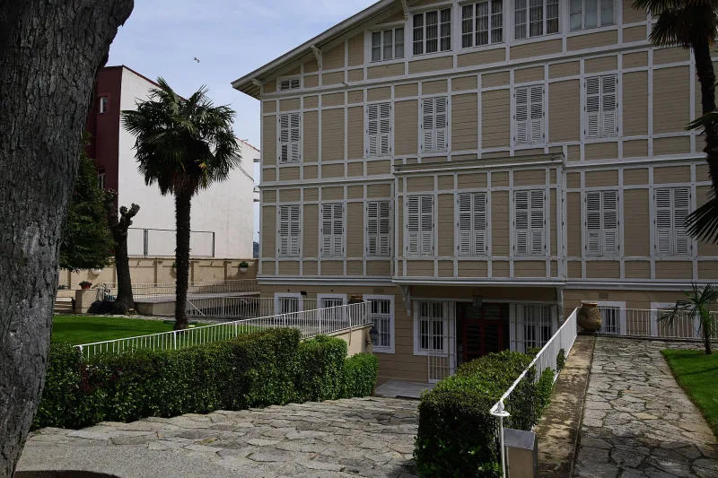The Sadberk Hanım Museum in Istanbul: A Guide to the First Private Museum