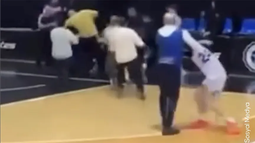 Un padre agrede a un jugador turco durante un partido de la Liga Europea Junior de Baloncesto en Italia