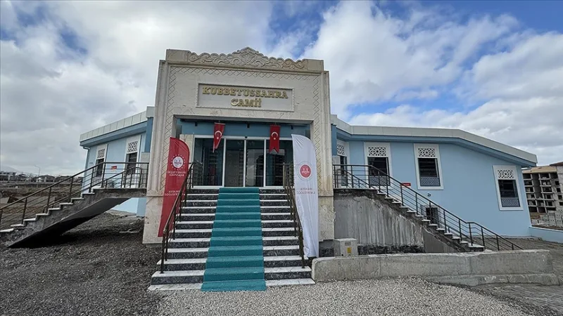 Malatijā 57 no 125 zemestrīcēs nopostītajām mošejām tika atjaunotas un atvērtas dievkalpojumiem.