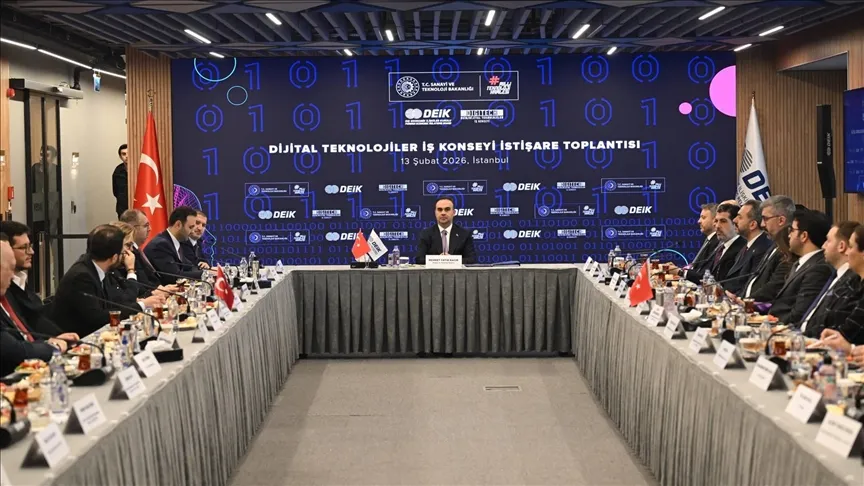 Ministrs Kacirs tikās ar DEIK Digitālo tehnoloģiju biznesa padomi