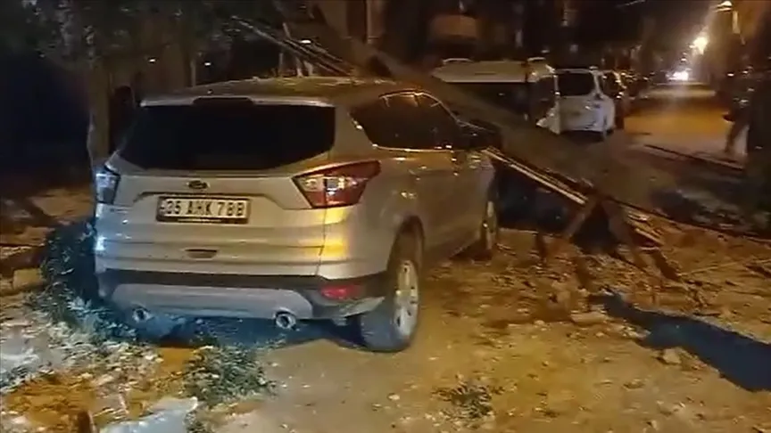 Starker Sturm beeinträchtigte das Leben in Manisa