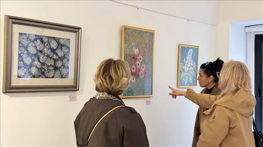 V Nadaci nezávislého umění byla zahájena výstava mramorování 