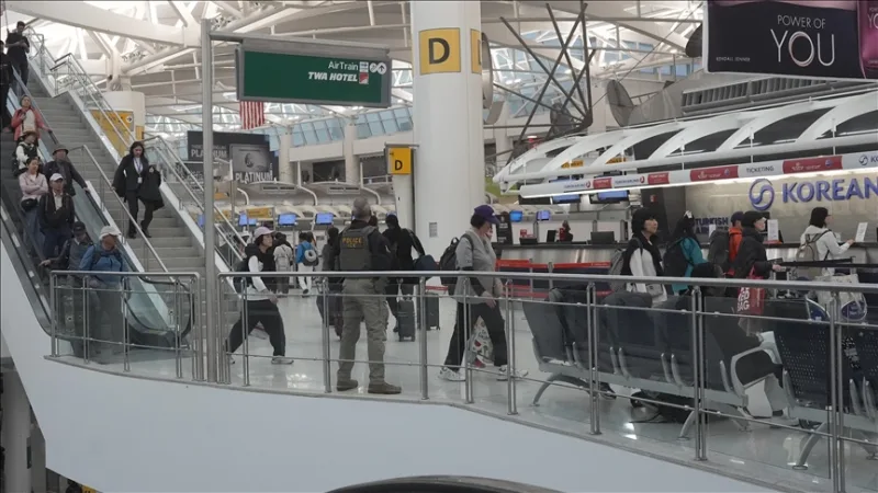 特朗普宣布，将在机场出现混乱后下令支付运输安全管理局的薪资