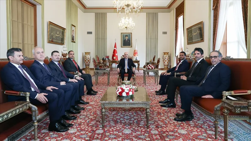 El presidente de la Asamblea Nacional de Turquía, Kurtulmuş, recibió a los embajadores en Ankara de los países miembros del Consejo de Cooperación del Golfo y de Jordania