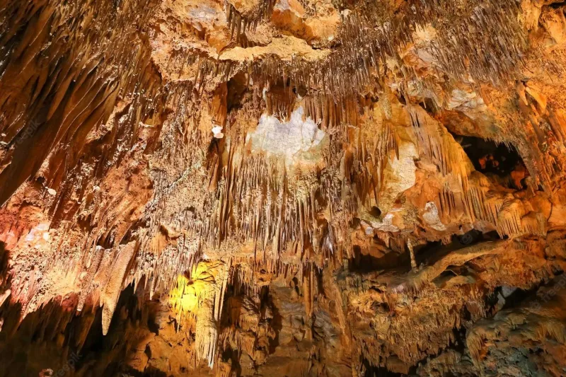 La grotte de Damlataş (Damlataş Mağarası) à Alanya : une merveille de la nature au microclimat bienfaisant